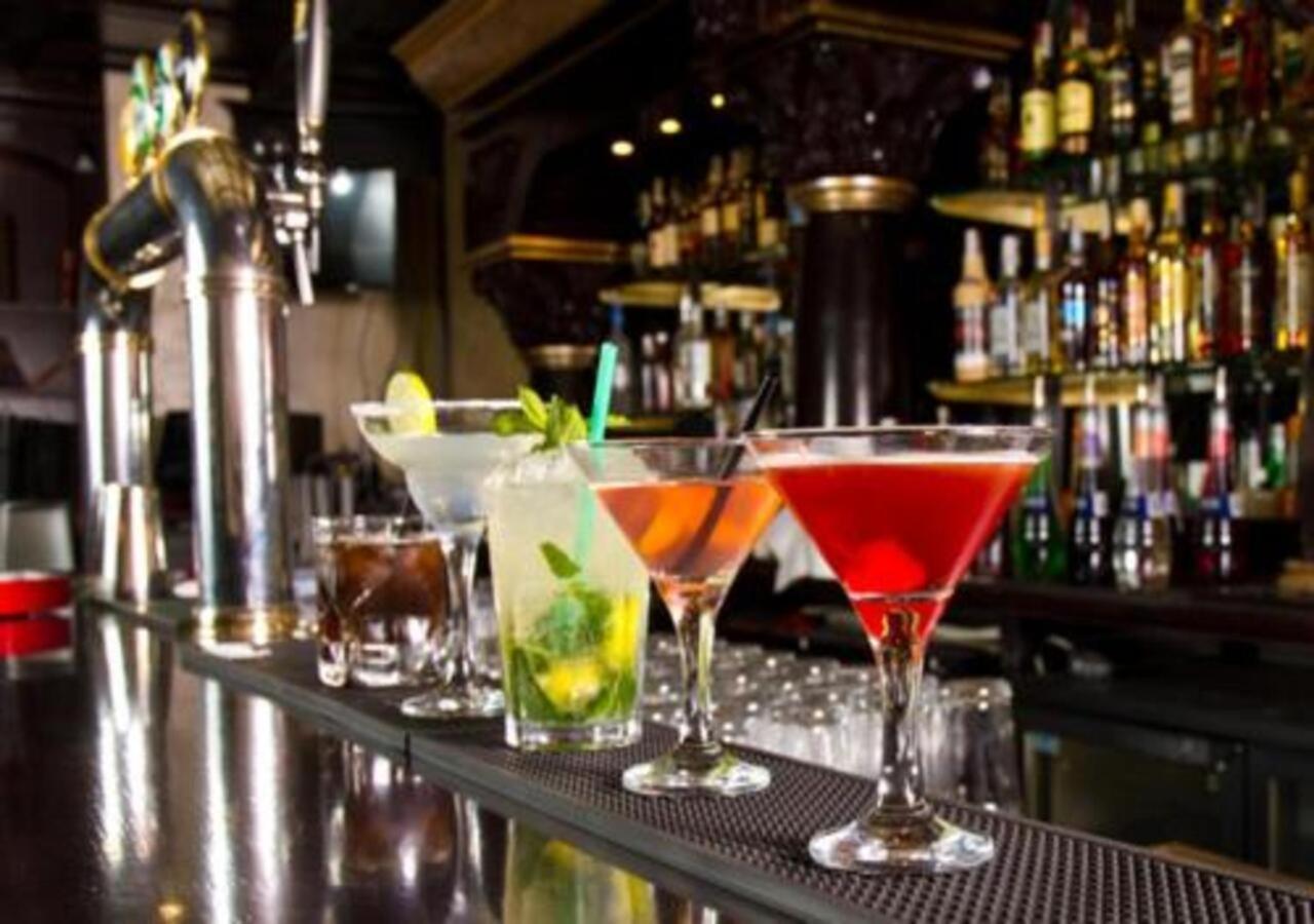Hotel Imperial Libreville Bagian luar foto