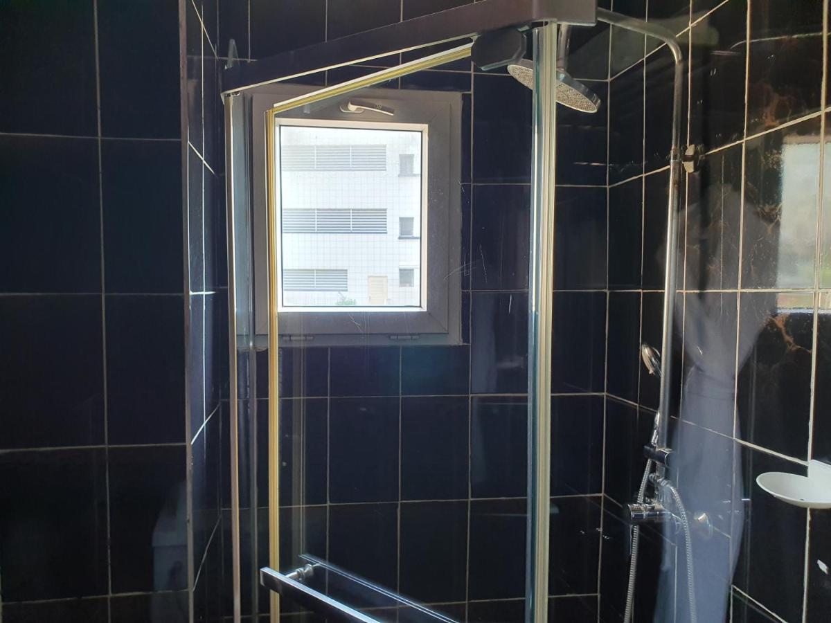 Hotel Imperial Libreville Bagian luar foto